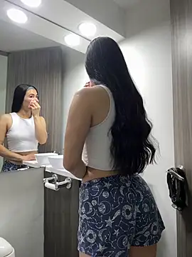 ChloeTurner  online show from 03-06-26, 03:18