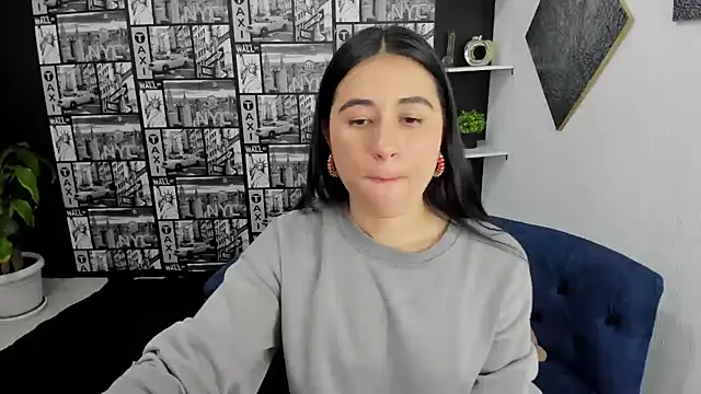 Snapshot of ChloeTurner_ chatting on 03-18-25, 05:55 ChloeTurner online show from 03-18-25, 05:55