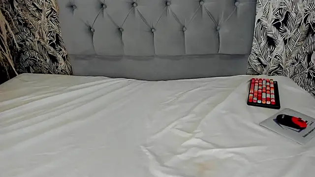 Snapshot of ChloeTurner_ chatting on 03-07-25, 04:33 ChloeTurner online show from 03-07-25, 04:33