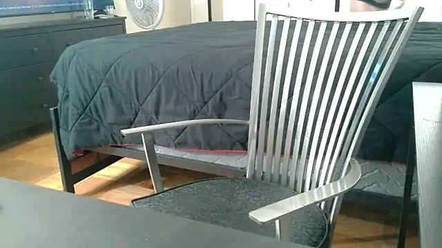 Aaron Rose25 online show from 12-21-25, 03:08