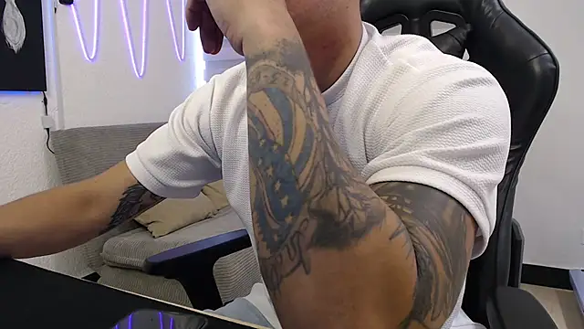 team dinamite69 online show from 10-18-25, 06:10