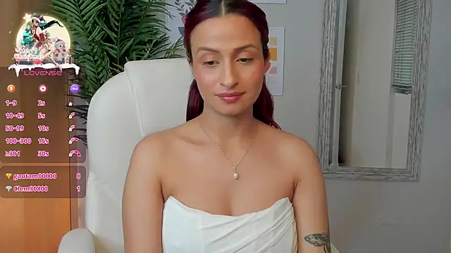 Elena Ruiz online show from 12-17-24, 10:44