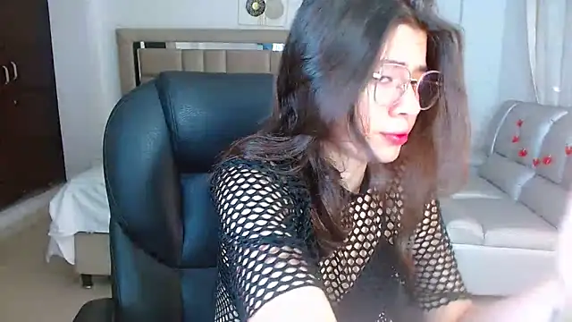 zoecruzz online show from 03-20-26, 01:23