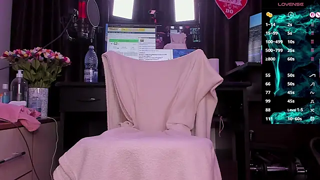 Raissa sky26 online show from 12-05-25, 03:38