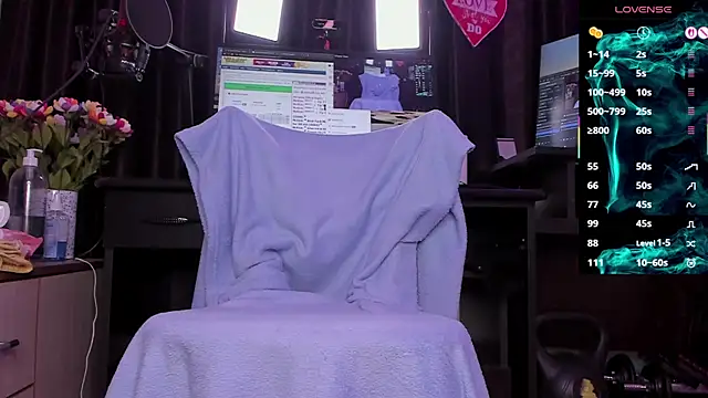 Raissa sky26 online show from 04-09-26, 03:19