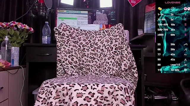 Raissa sky26 online show from 11-01-25, 03:46