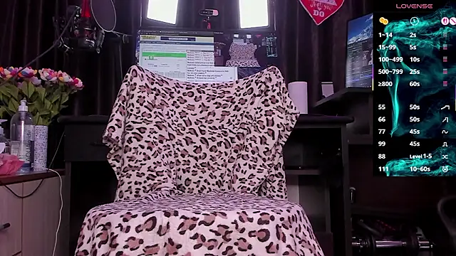 Raissa sky26 online show from 03-11-26, 03:44