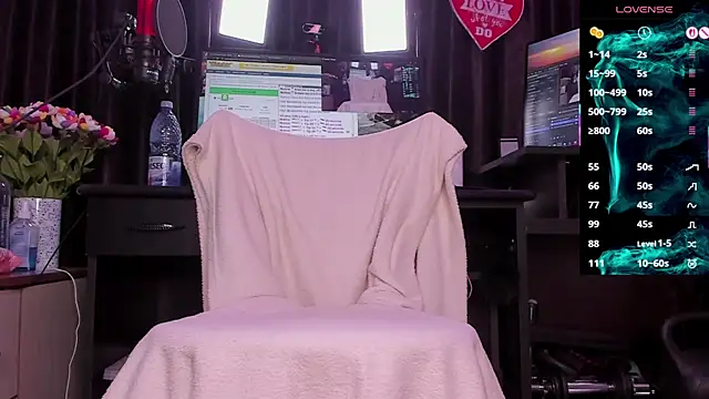 Raissa sky26 online show from 12-15-25, 03:45