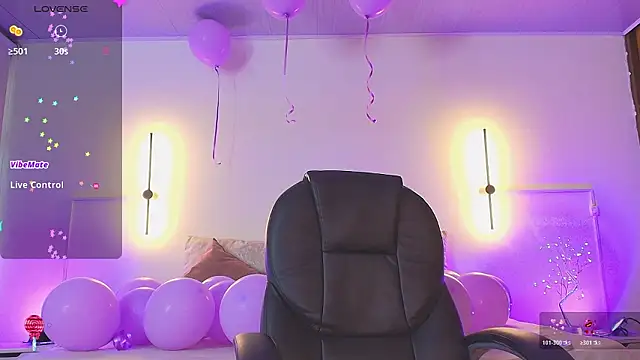 Snapshot of _gaby2 chatting on 02-11-26, 11:54 gaby2 online show from 02-11-26, 11:54