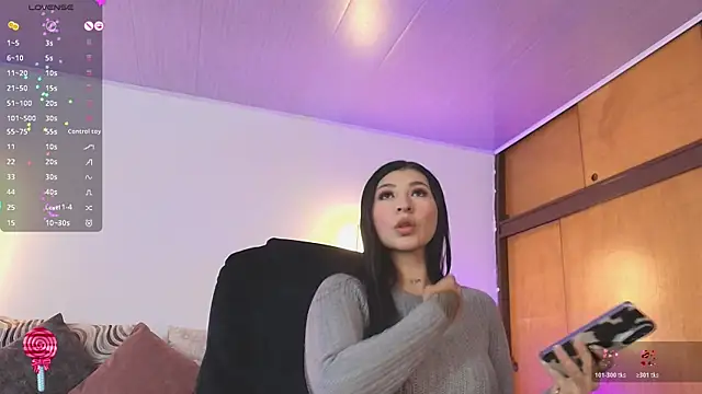 Snapshot of _gaby2 chatting on 07-11-26, 11:32 gaby2 online show from 07-11-26, 11:32