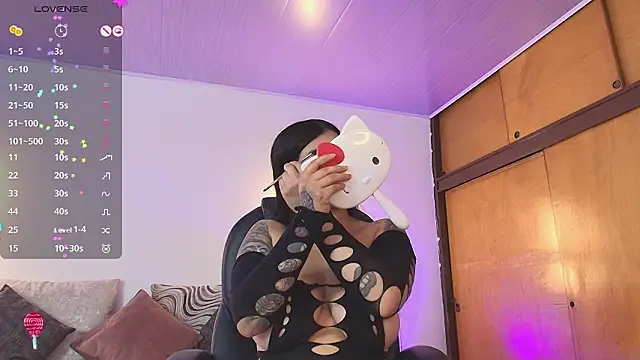 Snapshot of _gaby2 chatting on 02-25-26, 12:05 gaby2 online show from 02-25-26, 12:05