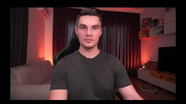 Snapshot of billypassion chatting on 01-28-25, 10:56 billypassion online show from 01-28-25, 10:56