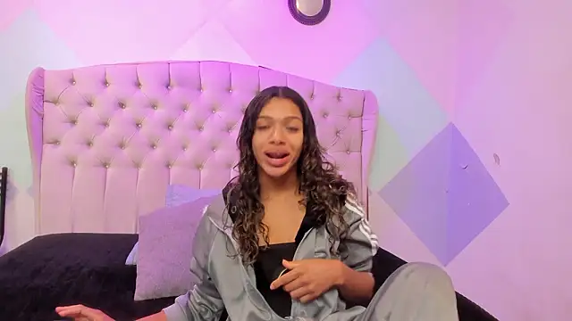 Snapshot of BritneyCollins chatting on 02-03-26, 11:59 BritneyCollins online show from 02-03-26, 11:59