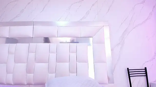 BritneyCollins online show from 11-29-25, 01:11