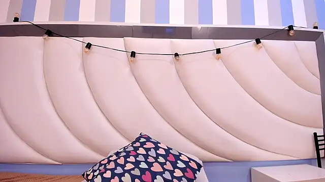 BritneyCollins online show from 04-07-26, 12:51