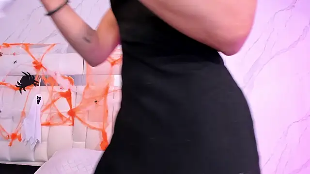 BritneyCollins online show from 10-10-25, 11:55