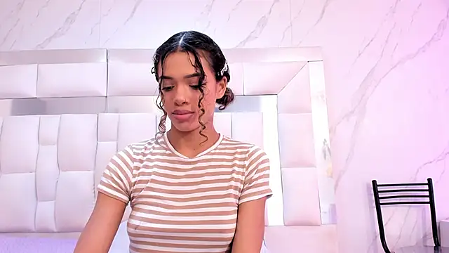 BritneyCollins online show from 11-15-25, 11:58