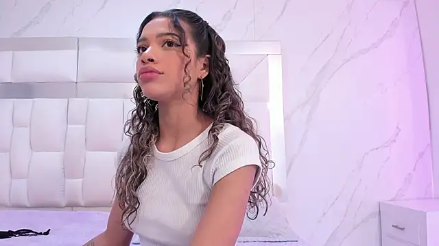 BritneyCollins online show from 11-23-25, 02:16