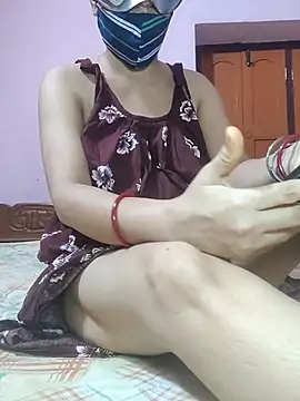 Snapshot of IndianRima chatting on 07-19-26, 04:54 IndianRima online show from 07-19-26, 04:54