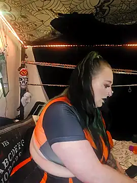 Bunny Cummings online show from 10-31-25, 11:22