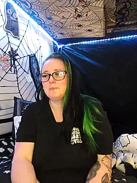 Bunny Cummings online show from 11-30-25, 12:44