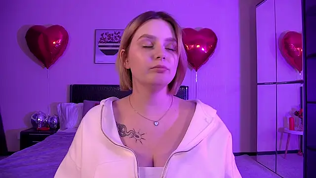 DianeMills online show from 02-27-25, 01:19