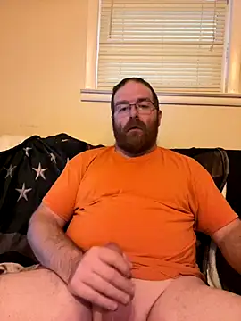 Country Man87 online show from 12-17-25, 01:16