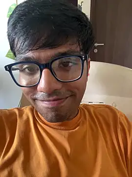 Snapshot of BoyzaraHatke chatting on 05-15-26, 11:19 BoyzaraHatke online show from 05-15-26, 11:19