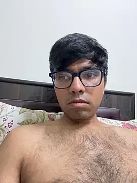 BoyzaraHatke online show from 04-11-26, 06:44