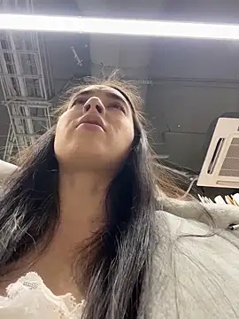 Holly Play online show from 02-27-26, 12:05