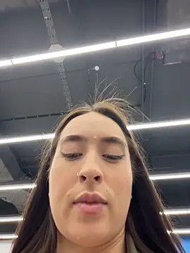 Holly Play online show from 03-23-26, 12:05