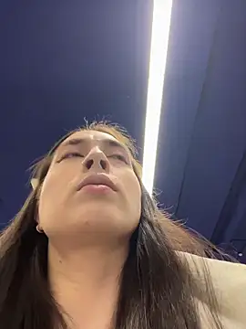 Holly Play online show from 02-21-26, 12:07