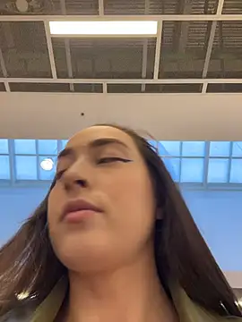 Holly Play online show from 10-24-25, 10:03