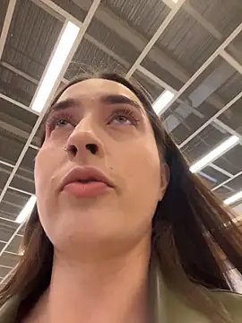 Holly Play online show from 11-12-25, 12:09