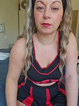 Chaudesquirt online show from 03-20-26, 09:21