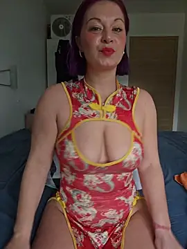 Chaudesquirt online show from 02-21-26, 01:13