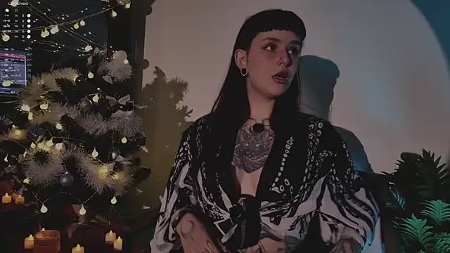 MichaellaMoon online show from 12-20-25, 06:55