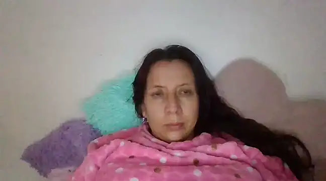 Snapshot of milfevha chatting on 03-19-25, 11:36 milfevha online show from 03-19-25, 11:36