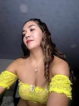 Iris lee online show from 11-06-25, 10:36