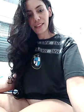 Snapshot of Rainha_Travessa chatting on 01-15-25, 04:04 Rainha Travessa online show from 01-15-25, 04:04