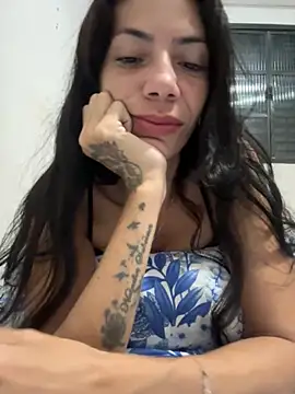 Rainha Travessa online show from 04-10-26, 08:32