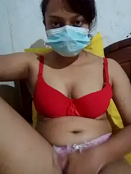 Snapshot of Thakshi_angel chatting on 12-15-24, 03:09 Thakshi angel online show from 12-15-24, 03:09