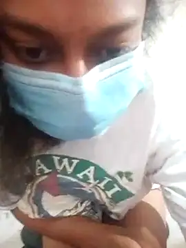 Snapshot of Thakshi_angel chatting on 03-14-25, 01:16 Thakshi angel online show from 03-14-25, 01:16