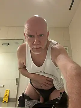 FLSexyGuy online show from 04-10-26, 01:18