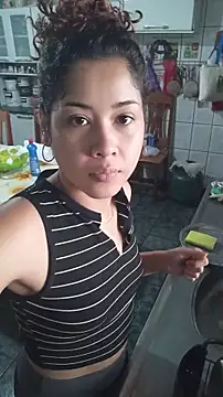 Snapshot of Caccau_scorpion chatting on 06-01-26, 01:11 Caccau scorpion online show from 06-01-26, 01:11