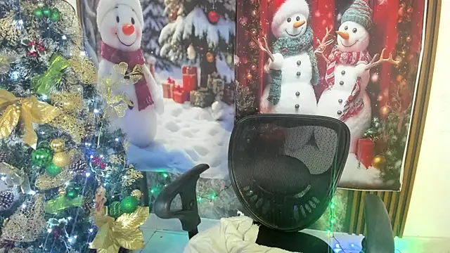 nicol jone1 online show from 11-25-25, 12:11