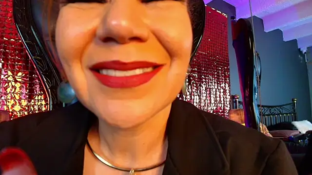 Snapshot of MelaniaKnauss chatting on 10-20-25, 08:31 MelaniaKnauss online show from 10-20-25, 08:31