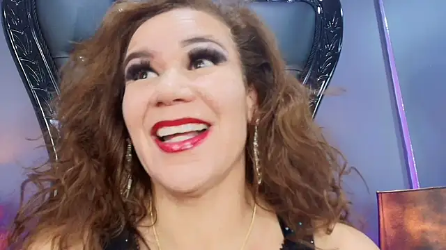 Snapshot of MelaniaKnauss chatting on 03-08-25, 08:35 MelaniaKnauss online show from 03-08-25, 08:35