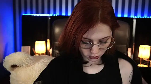 Snapshot of Sasha_Exclusive chatting on 02-24-25, 03:33 Sasha Exclusive online show from 02-24-25, 03:33