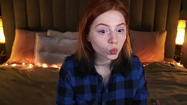 Snapshot of Sasha_Exclusive chatting on 03-05-25, 02:46 Sasha Exclusive online show from 03-05-25, 02:46